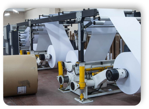 Ofis Görseli Öndeki